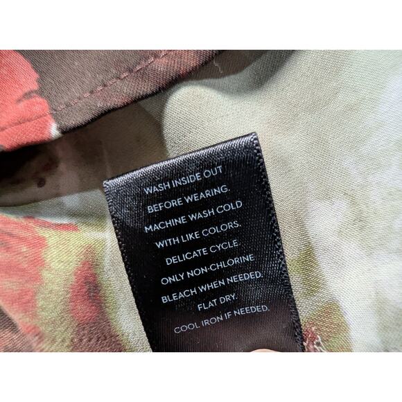 Simply Vera Wang Women's Size XXL 2XL Shirred Satin Shell Cami Tank Top Blouse - Picture 9 of 13